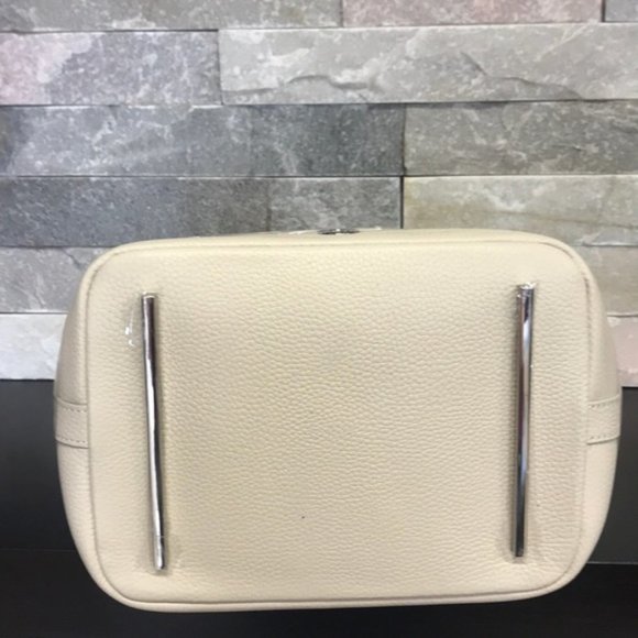 Celine Dion Falsetto Satchel & Chain Link Handles - Picture 6 of 6